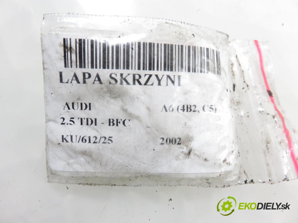 AUDI A6 (4B2, C5) SEDAN 2002 120,00 2.5 TDI - BFC 2496,00 Uchytenie prevodovky 8D0399113AS