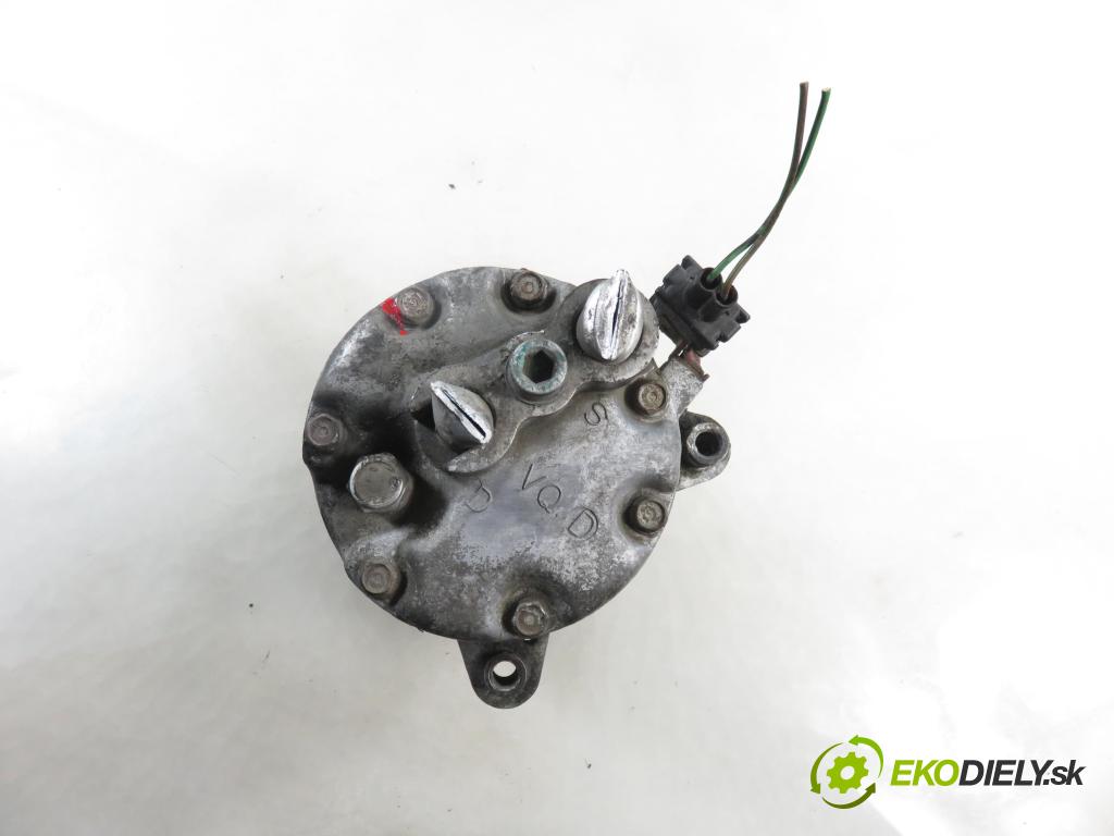 VW GOLF III Variant (1H5) KOMBI 1997 66,00 1.9 TDI - 1Z 1896,00 KOMPRESOR: klimatizace 1H0820803D (Kompresor klimatizace)