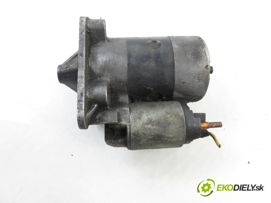 RENAULT CLIO II (BB_, CB_) HB 2000 55,00 1.4 (B/CB0C) - E7J 780 1390,00 Štartér 7700274351 ; M002T13581 (Štartér)