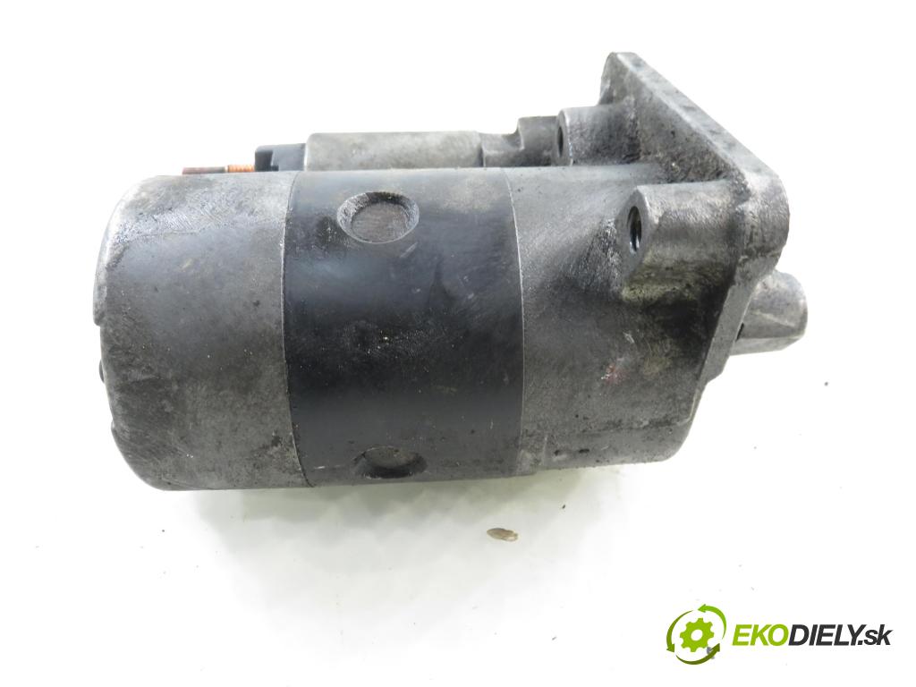 RENAULT CLIO II (BB_, CB_) HB 2000 55,00 1.4 (B/CB0C) - E7J 780 1390,00 Štartér 7700274351 ; M002T13581 (Štartér)