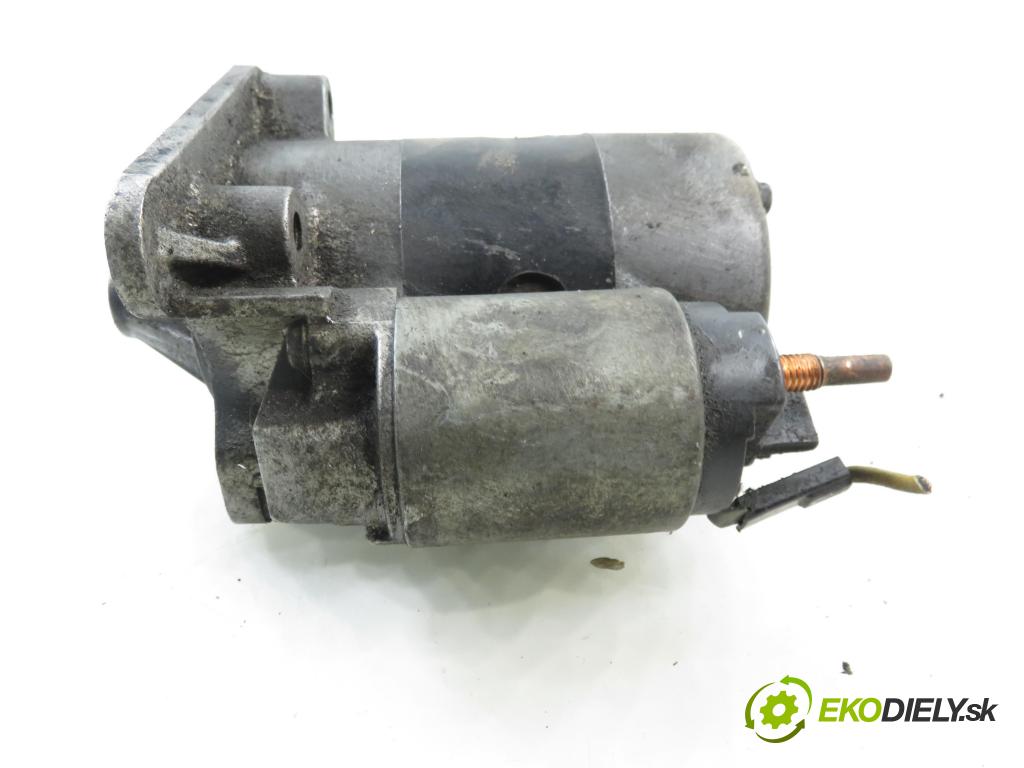 RENAULT CLIO II (BB_, CB_) HB 2000 55,00 1.4 (B/CB0C) - E7J 780 1390,00 Štartér 7700274351 ; M002T13581 (Štartér)