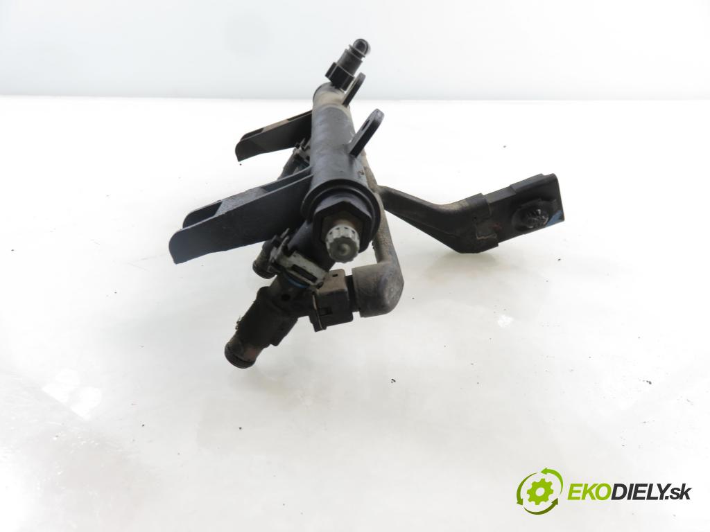 CITROEN C3 I (FC_) HB 2002 54,00 1.4 i - KFV (TU3JP) 1360,00 lišta vstřikovací 9628982980D (Vstřikovací lišta)