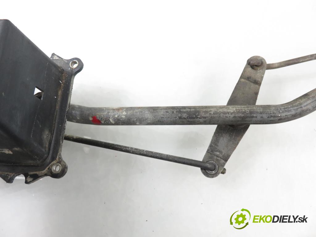 VW TRANSPORTER IV Platforma / podwozie (70E, 70L, 70M, 7DE, 7DL KABINA/PLATFORMA 1998 55,00 2.4 D - AJA 2370,00 ZVEDÁK: