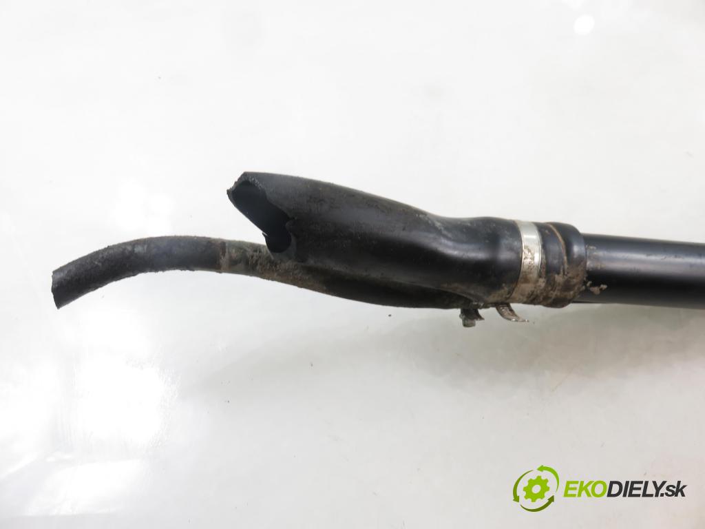 SUZUKI SWIFT III (MZ, EZ) HB 2010 68,00 1.3 4x4 (RS 413) - M13A 1328,00 hrdlo nádrže paliva / Rúra