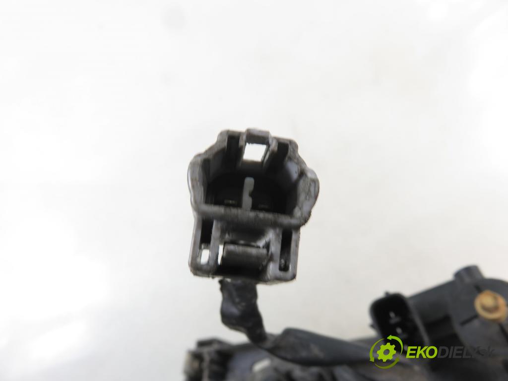 SUZUKI SWIFT III (MZ, EZ) HB 2010 68,00 1.3 4x4 (RS 413) - M13A 1328,00 světlo PP