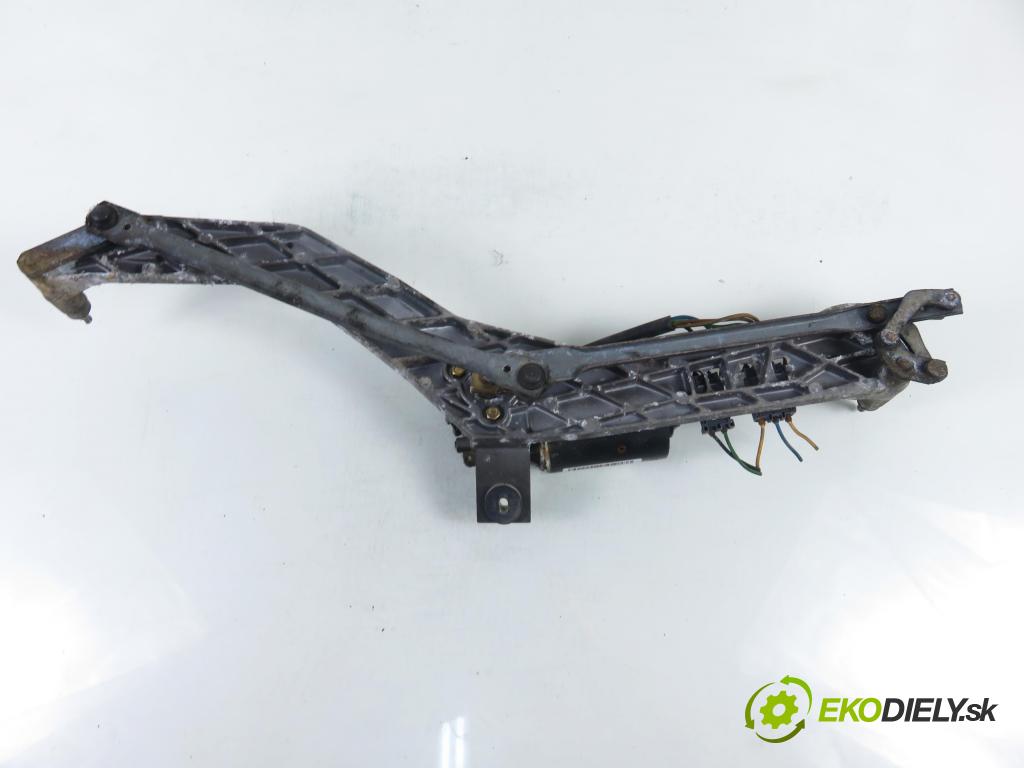 VOLVO 850 Kombi (LW) KOMBI 1997 103,00 2.5 TDI - D 5252 T 2461,00 MECHANISMUS/ motorek stěračů 3397020414 ; 9151685 ; 0390241328