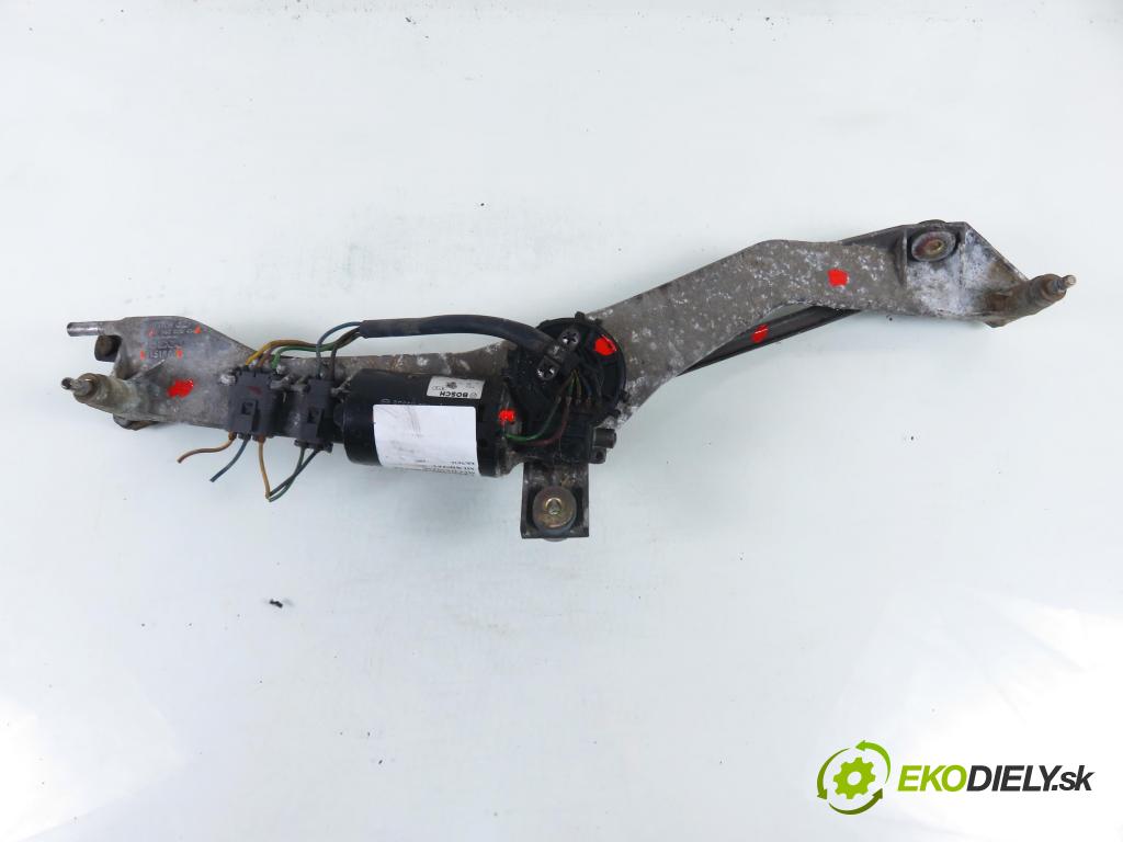 VOLVO 850 Kombi (LW) KOMBI 1997 103,00 2.5 TDI - D 5252 T 2461,00 MECHANISMUS/ motorek stěračů 3397020414 ; 9151685 ; 0390241328