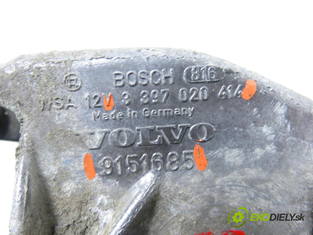VOLVO 850 Kombi (LW) KOMBI 1997 103,00 2.5 TDI - D 5252 T 2461,00 MECHANISMUS/ motorek stěračů 3397020414 ; 9151685 ; 0390241328
