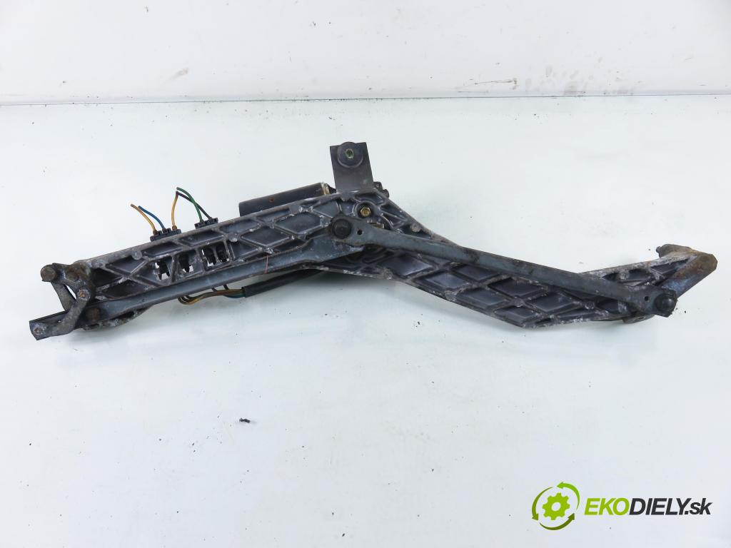 VOLVO 850 Kombi (LW) KOMBI 1997 103,00 2.5 TDI - D 5252 T 2461,00 MECHANISMUS/ motorek stěračů 3397020414 ; 9151685 ; 0390241328