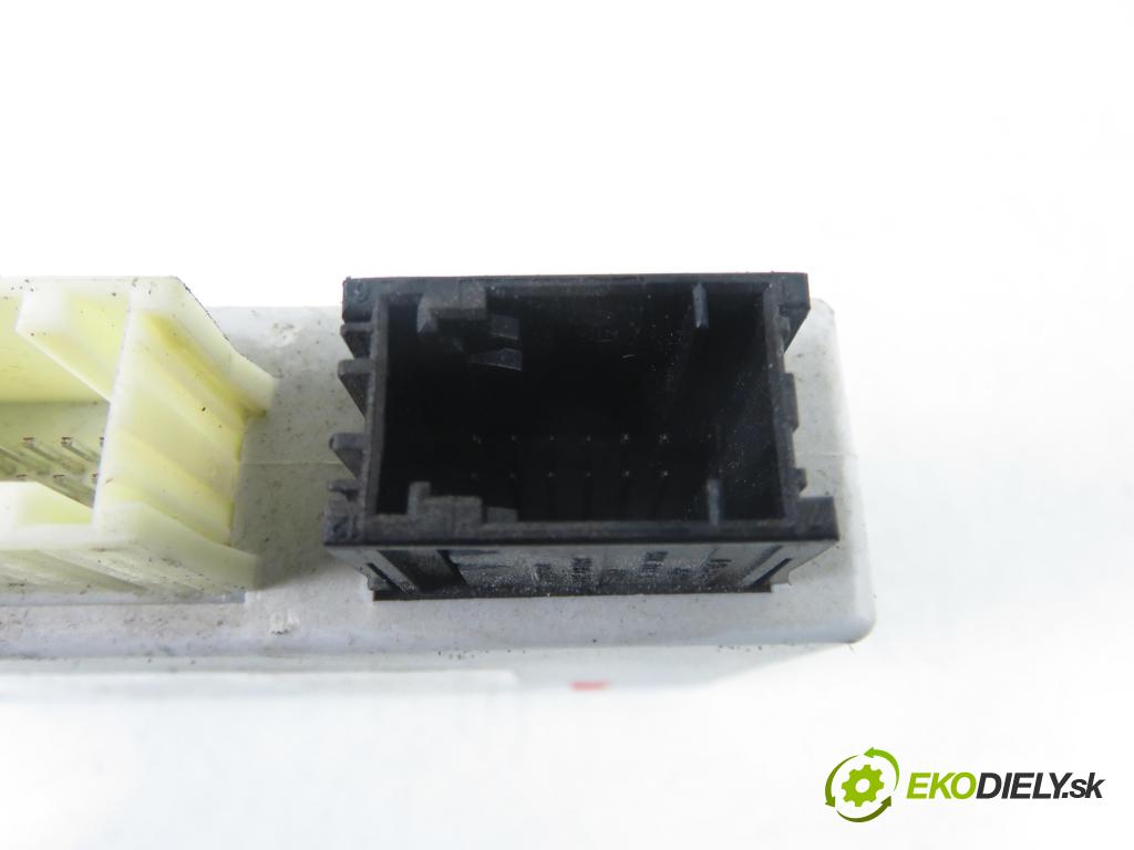 BMW 3 (E90) SEDAN 2005 95,00 318 i 129 - N46 B20 B 1995,00 MODUL 0263004154 ; 6974020