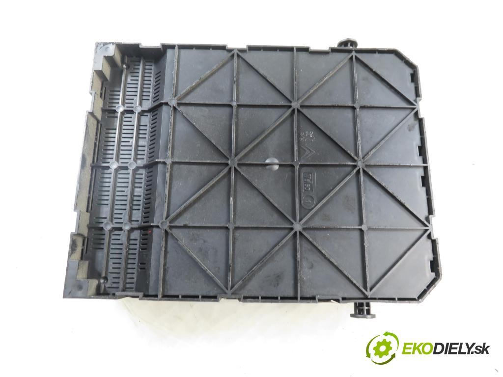 CITROEN C4 I (LC_) HB 2005 66,00 1.6 HDi - 9HX (DV6ATED4) 1560,00 MODUL BSI 9659285680