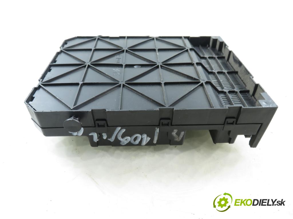CITROEN C4 I (LC_) HB 2005 66,00 1.6 HDi - 9HX (DV6ATED4) 1560,00 MODUL BSI 9659285680