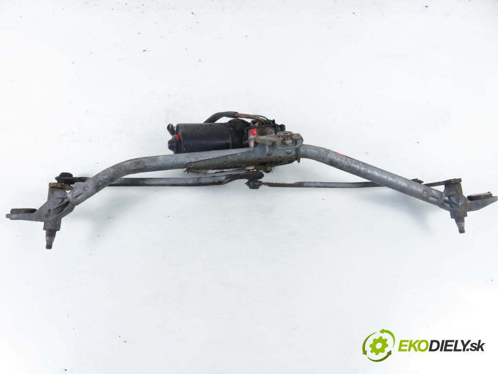 AUDI A4 Avant (8D5, B5) KOMBI 1996 81,00 1.9 TDI - AFN 1896,00 Motorček stieračov 0390241132 ; 3397020438 ; 8D1955023A
