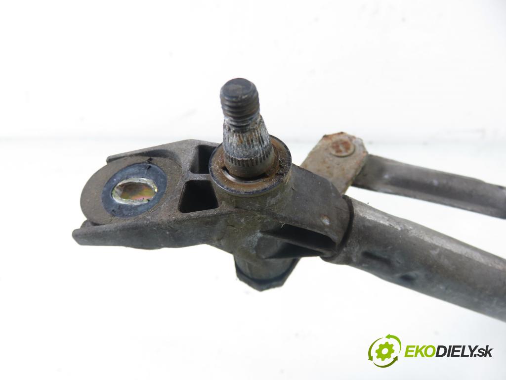 AUDI A4 Avant (8D5, B5) KOMBI 1996 81,00 1.9 TDI - AFN 1896,00 Motorček stieračov 0390241132 ; 3397020438 ; 8D1955023A