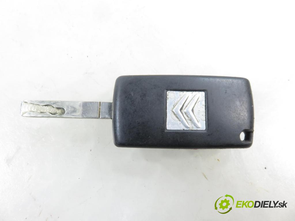 CITROEN C4 I (LC_) HB 2005 66,00 1.6 HDi - 9HX (DV6ATED4) 1560,00 spinačka / zámky N0502455
