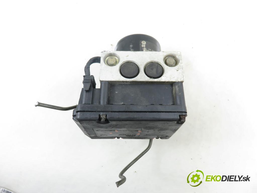 VW GOLF III Variant (1H5) KOMBI 1997 66,00 1.9 TDI - 1Z 1896,00 Pumpa ABS 3A0907379D ; 10094603113 (Pumpa ABS)