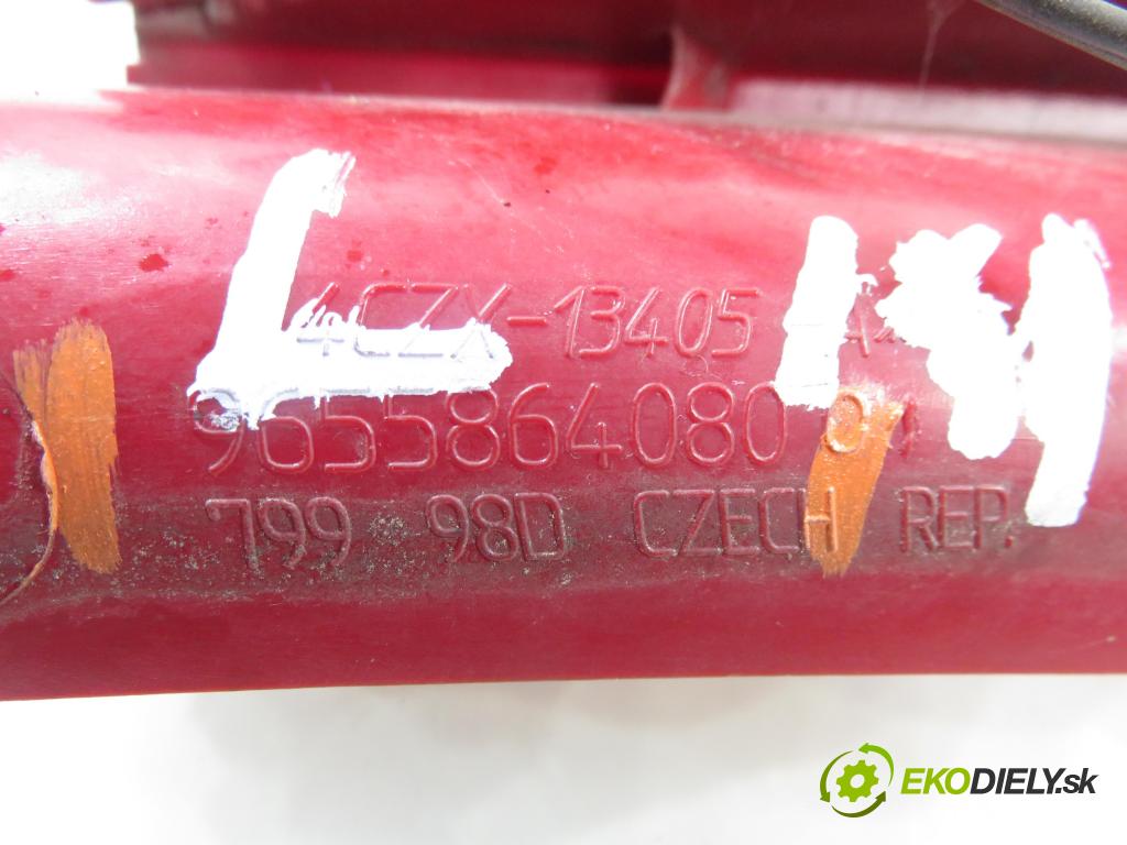 CITROEN C4 I (LC_) HB 2005 66,00 1.6 HDi - 9HX (DV6ATED4) 1560,00 Svetlo ľavé zadné 9655864080