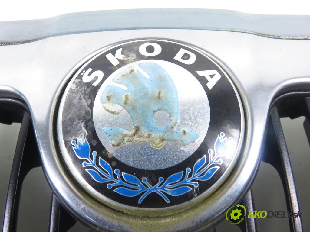 SKODA OCTAVIA I (1U2) LIFTBACK 2003 50,00 1.9 SDI - AGP 1896,00 Mriežka / maska 1U0853651E