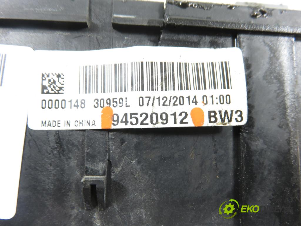 OPEL MOKKA / MOKKA X CROSSOVER 2015 96,00 1.7 CDTI - A 17 DTS 1686,00 Skrinka POJISTKY: 94520912