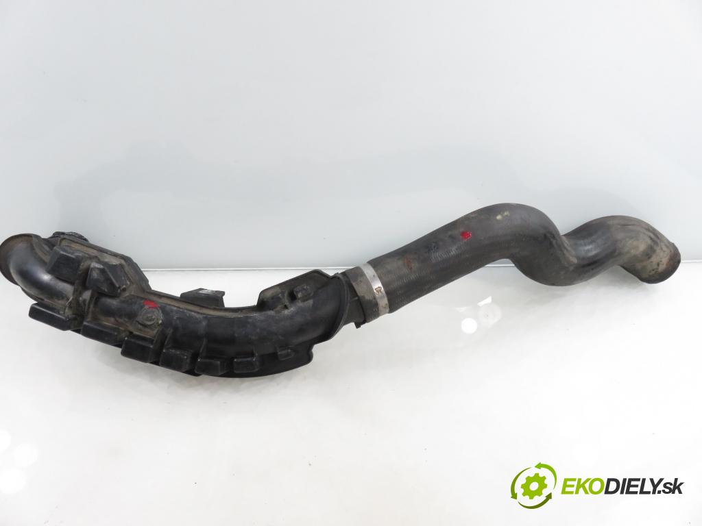 RENAULT MASTER II Skrzynia (FD) FURGON 2007 88,00 2.5 dCi 120 - G9U 650 2464,00 Rúra intercoolera turba 8200646967 ; 8200646967A