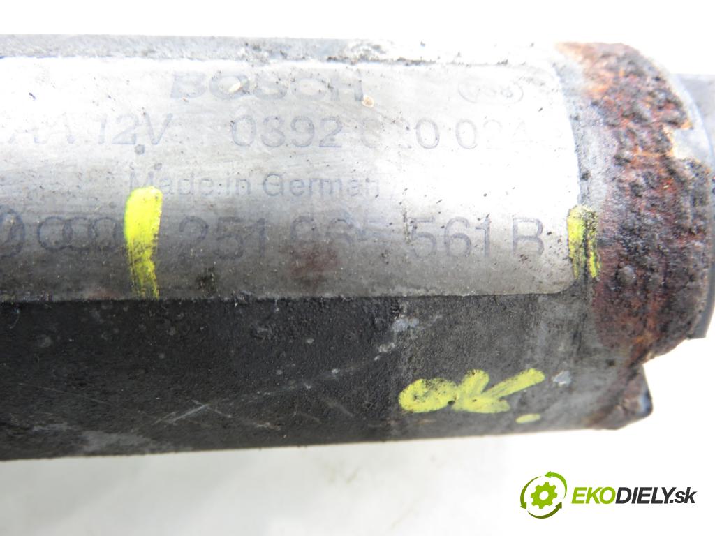 VW LT 28-46 II Platforma / podwozie (2DC, 2DF, 2DG, 2DL, 2DM) KABINA/PLATFORMA 1999 75,00 2.5 TDI - AHD 2461,00 Pumpa vody elektrická 251965561B