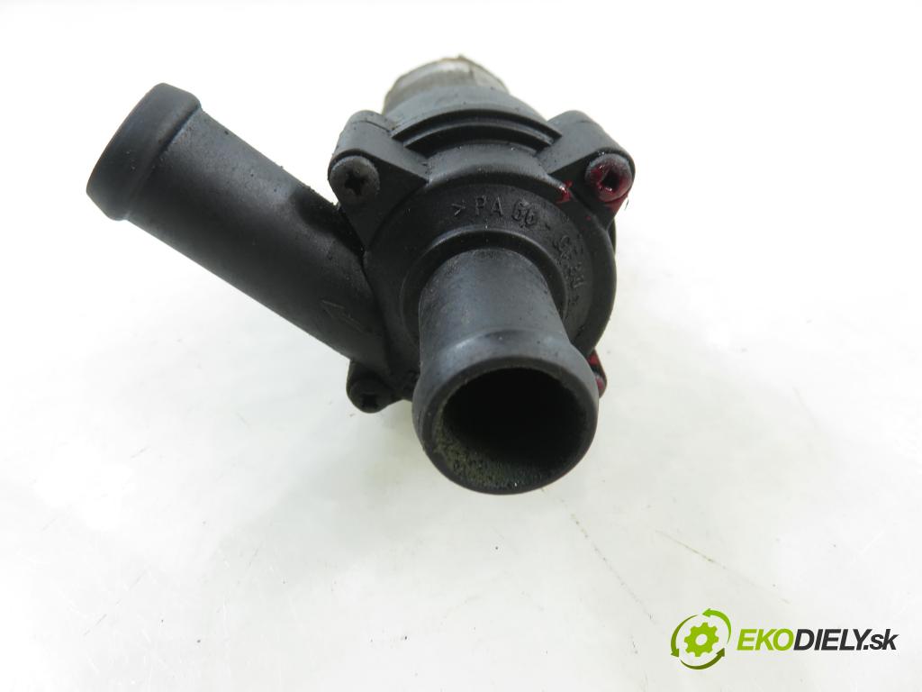 VW LT 28-46 II Platforma / podwozie (2DC, 2DF, 2DG, 2DL, 2DM) KABINA/PLATFORMA 1999 75,00 2.5 TDI - AHD 2461,00 Pumpa vody elektrická 251965561B