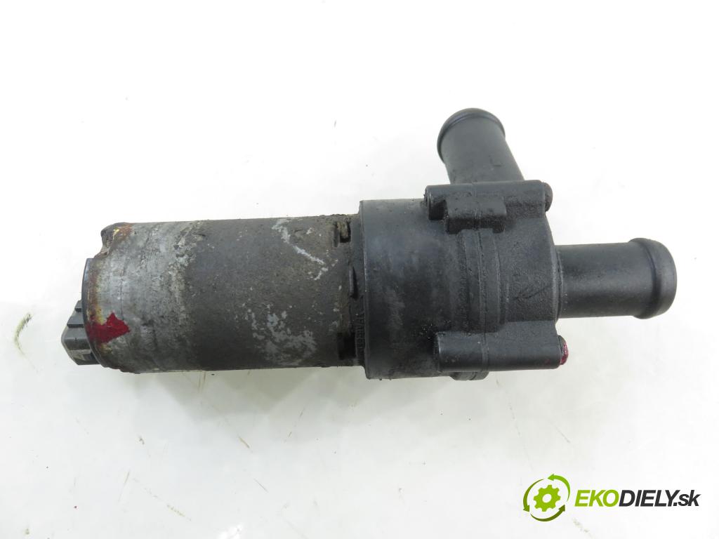 VW LT 28-46 II Platforma / podwozie (2DC, 2DF, 2DG, 2DL, 2DM) KABINA/PLATFORMA 1999 75,00 2.5 TDI - AHD 2461,00 Pumpa vody elektrická 251965561B