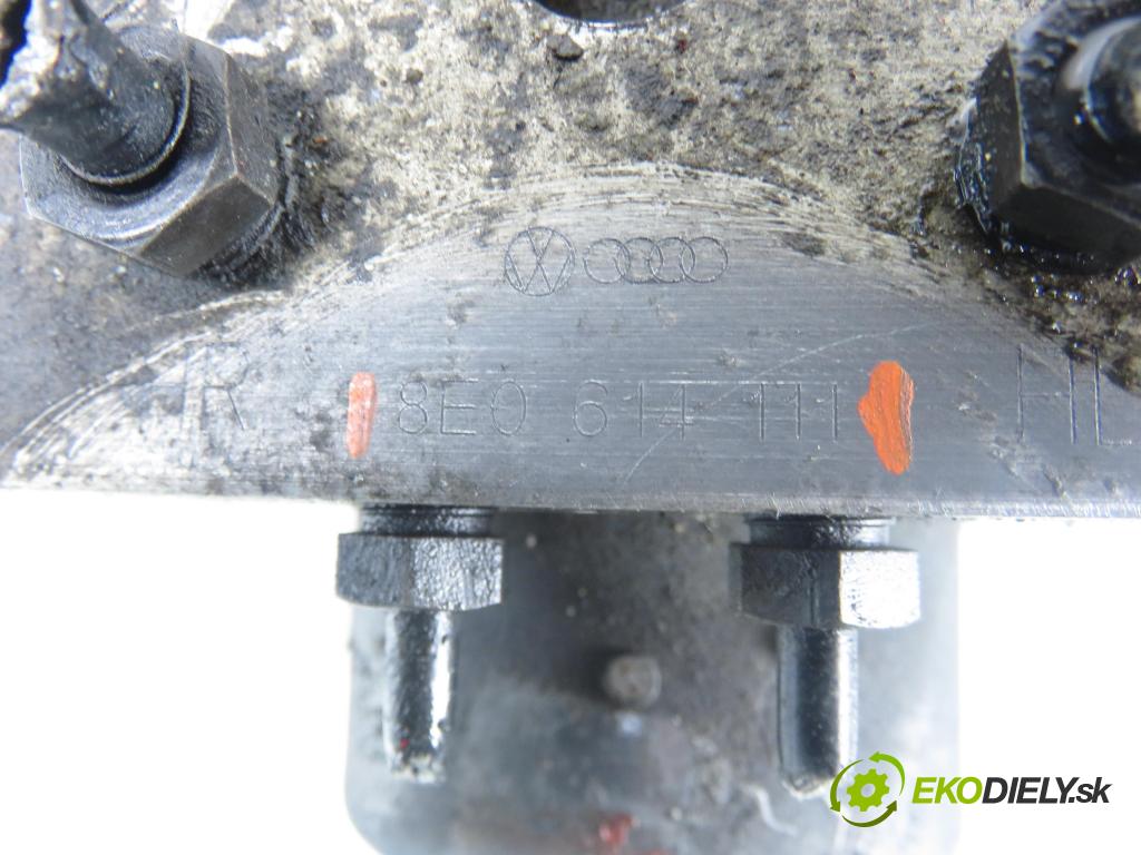 AUDI A4 Avant (8D5, B5) KOMBI 1996 81,00 1.9 TDI - AFN 1896,00 Pumpa ABS 0273004132 ; 8E0614111 (Pumpa ABS)