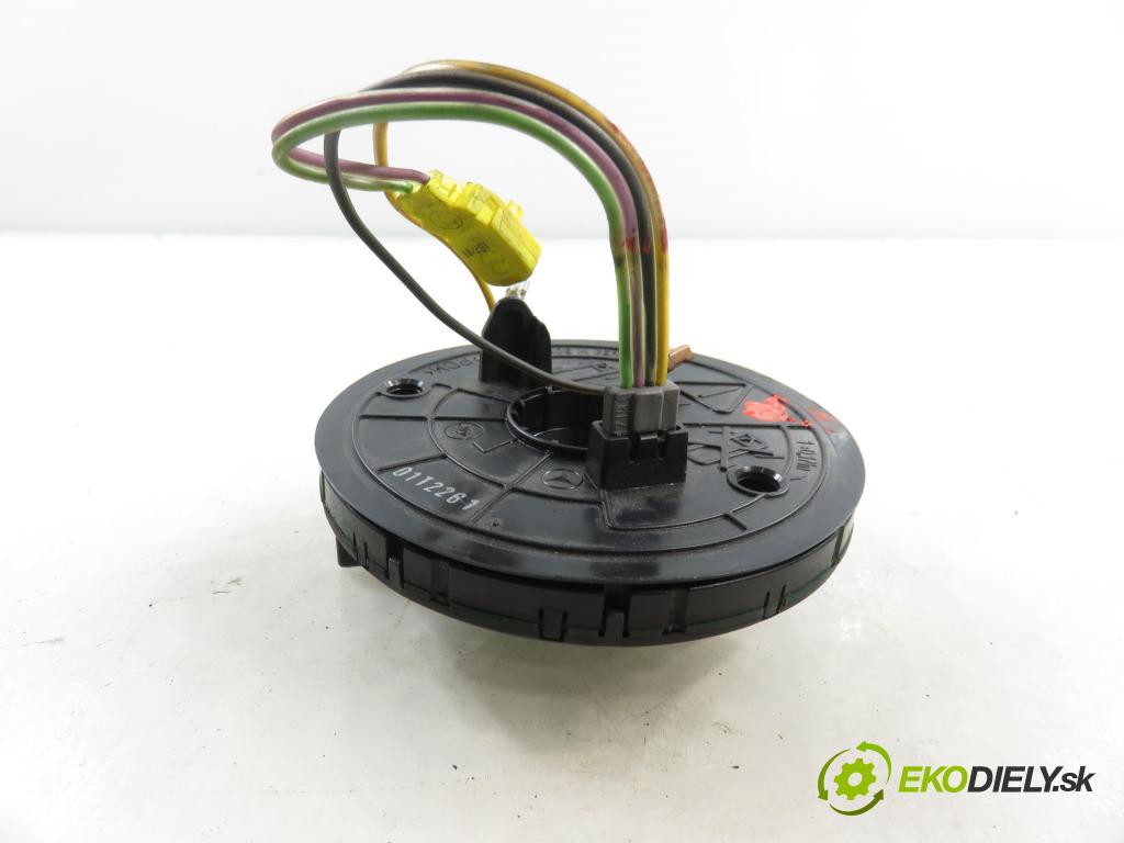 MERCEDES-BENZ VANEO (414) MINIVAN 2002 67,00 1.7 CDI (414.700) - OM 668.914 1689,00 PÁSKA: air BAG 0025426518