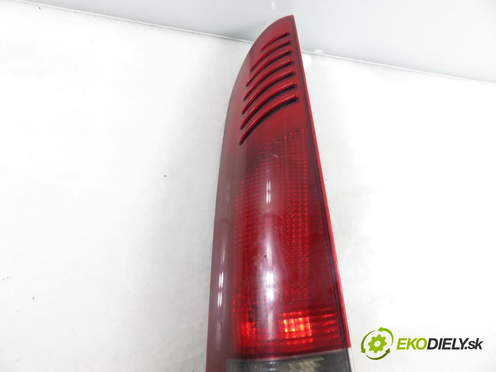 MERCEDES-BENZ VANEO (414) MINIVAN 2002 67,00 1.7 CDI (414.700) - OM 668.914 1689,00 světlo levé zadní A4148200064