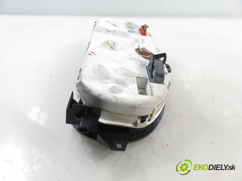 RENAULT SCENIC I (JA0/1_) MINIVAN 2001 59,00 1.9 dTi 80 - F9Q 744 1870,00 Prístrojovka elektrický 8200071811