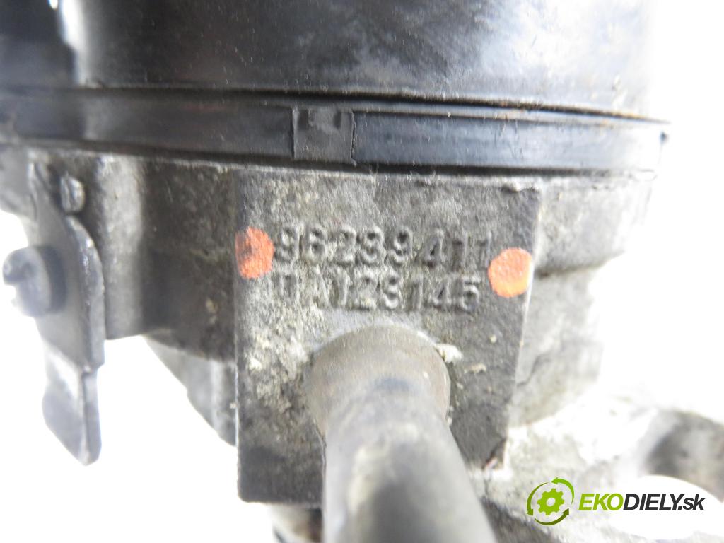 DAEWOO MATIZ (M100, M150) HB 2000 38,00 0.8 52 - F8CV 796,00 rozdělovač ZAPALOVÁNÍ 96239411