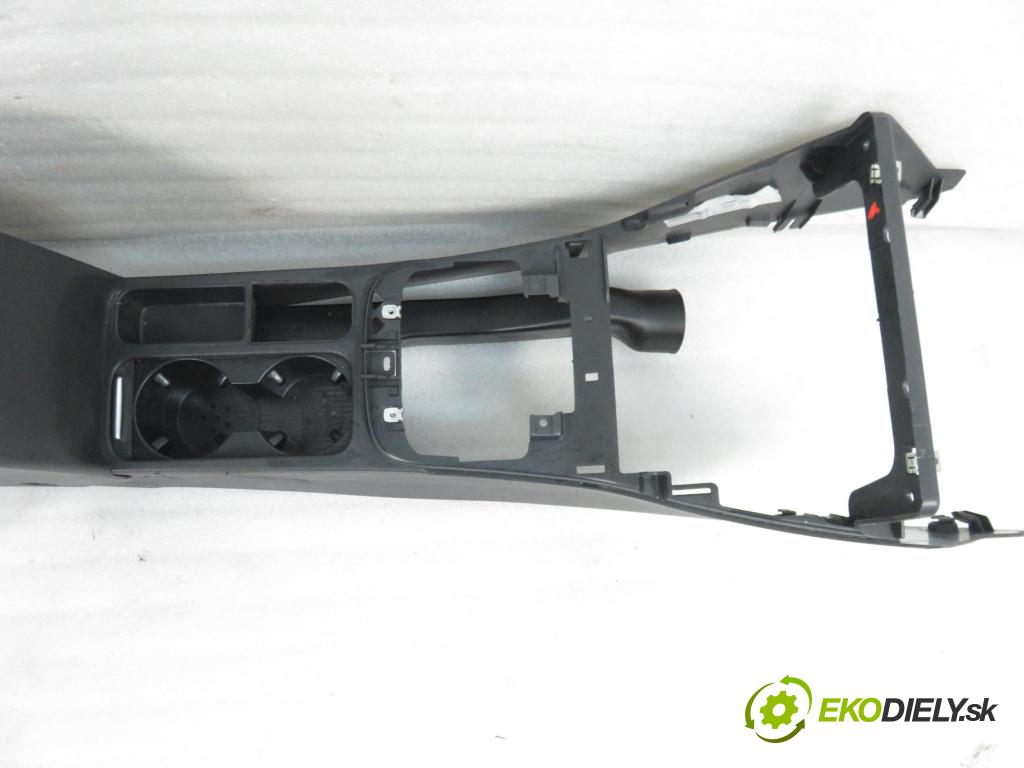 VW TIGUAN (5N_) SUV 2014 130,00 2.0 TDI 4motion - CFGC 1968,00 Tunel STREDNÝ: 5M0864207F