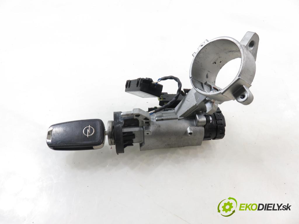 OPEL MOKKA / MOKKA X CROSSOVER 2015 96,00 1.7 CDTI - A 17 DTS 1686,00 spinačka 4121694 (Spínacia skrinka)