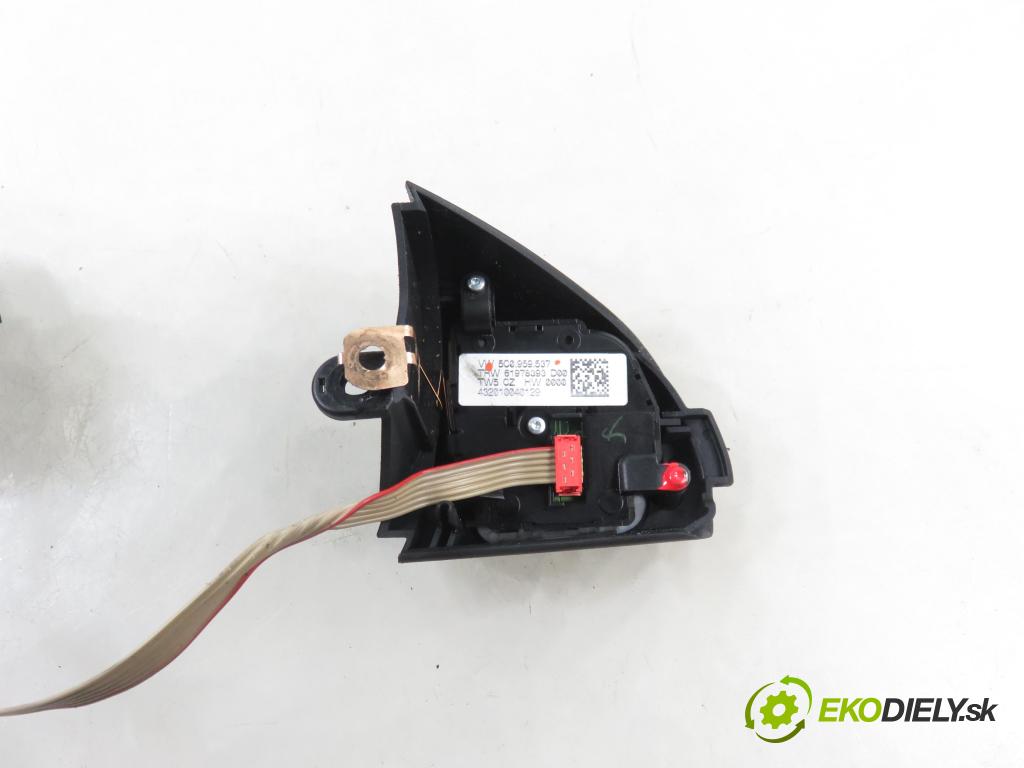 VW TIGUAN (5N_) SUV 2011 103,00 2.0 TDI 4motion - CFFB 1968,00 Ovládač rádia 5K0959542A ; 5C0959537 ; 5C0959538A