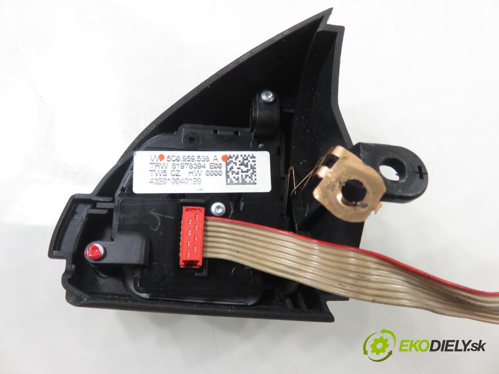 VW TIGUAN (5N_) SUV 2011 103,00 2.0 TDI 4motion - CFFB 1968,00 Ovládač rádia 5K0959542A ; 5C0959537 ; 5C0959538A