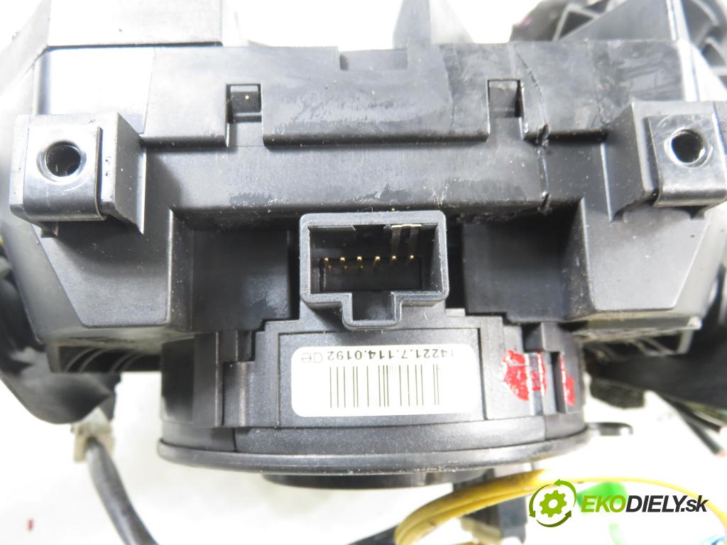 FIAT PUNTO (188_) HB 2004 44,00 1.2 60 - 188 A4.000 1242,00 páčka/prepínač 735400222