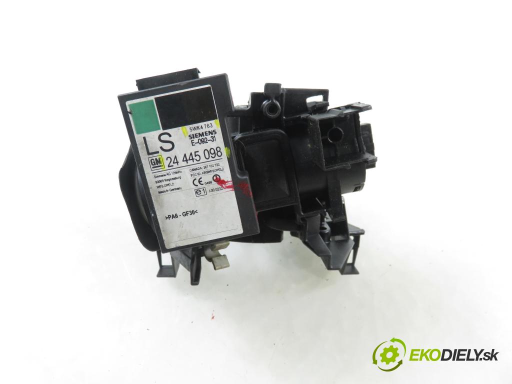 OPEL CORSA C (X01) HB 2002 55,00 1.7 DTI - Y 17 DT 1686,00 spinačka 24445098 ; 5WK4763 (Spínacia skrinka)