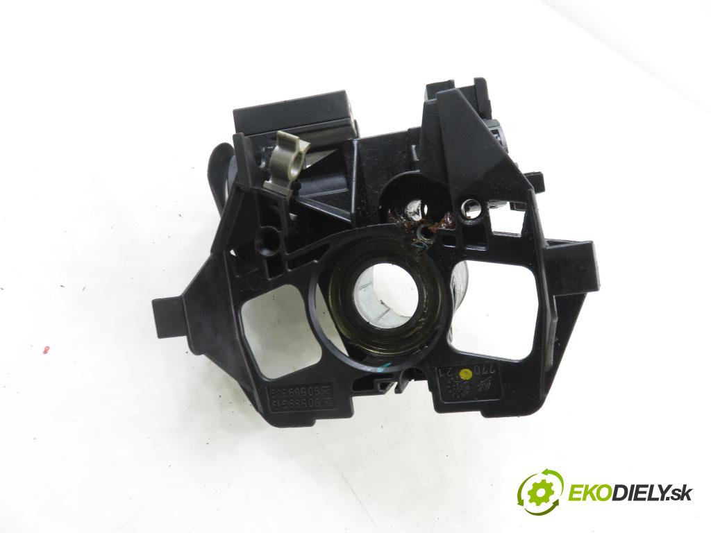 OPEL CORSA C (X01) HB 2002 55,00 1.7 DTI - Y 17 DT 1686,00 spinačka 24445098 ; 5WK4763 (Spínacia skrinka)