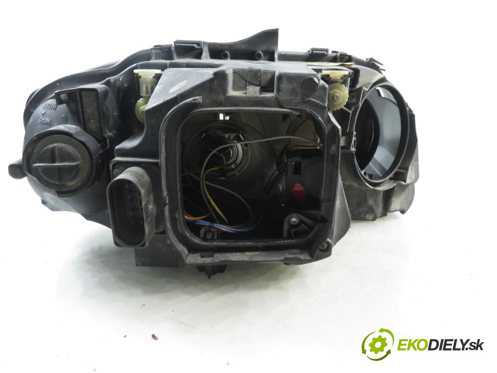 AUDI A3 (8P1) HB 2006 75,00 1.6 - BSE 1595,00 Svetlo LP 0301206201