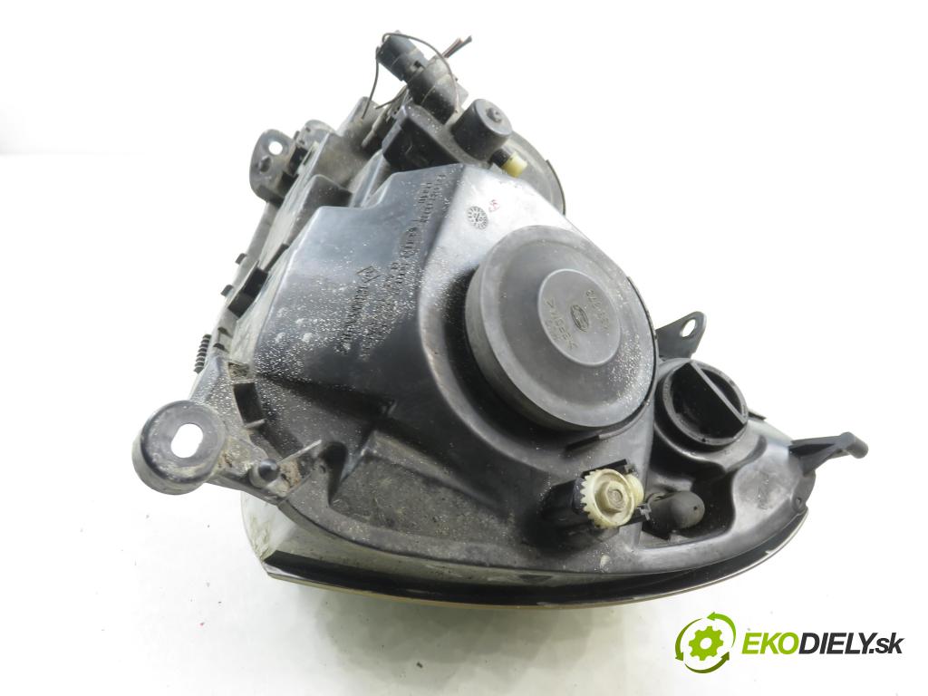 RENAULT CLIO II (BB_, CB_) HB 2003 55,00 1.2 16V 75 - D4F 712 1149,00 Svetlo PP