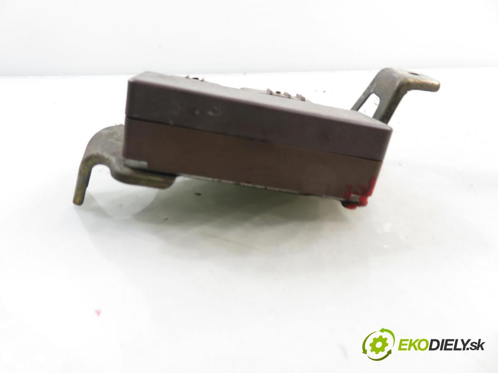 TOYOTA AVENSIS VERSO (_M2_) MINIVAN 2002 85,00 2.0 D (CLM20_) - 1CD-FTV 1995,00 řídící jednotka vstřiku 8987120030 ; 1310001041