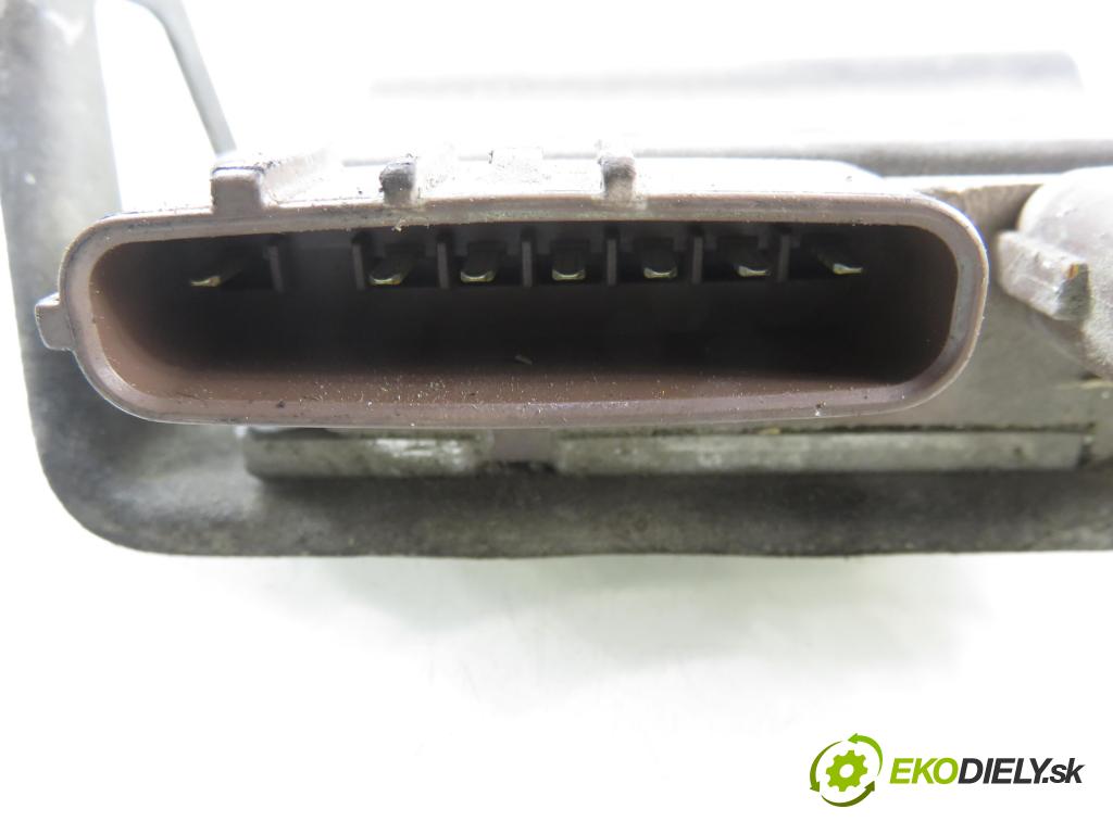 TOYOTA AVENSIS VERSO (_M2_) MINIVAN 2002 85,00 2.0 D (CLM20_) - 1CD-FTV 1995,00 řídící jednotka vstřiku 8987120030 ; 1310001041