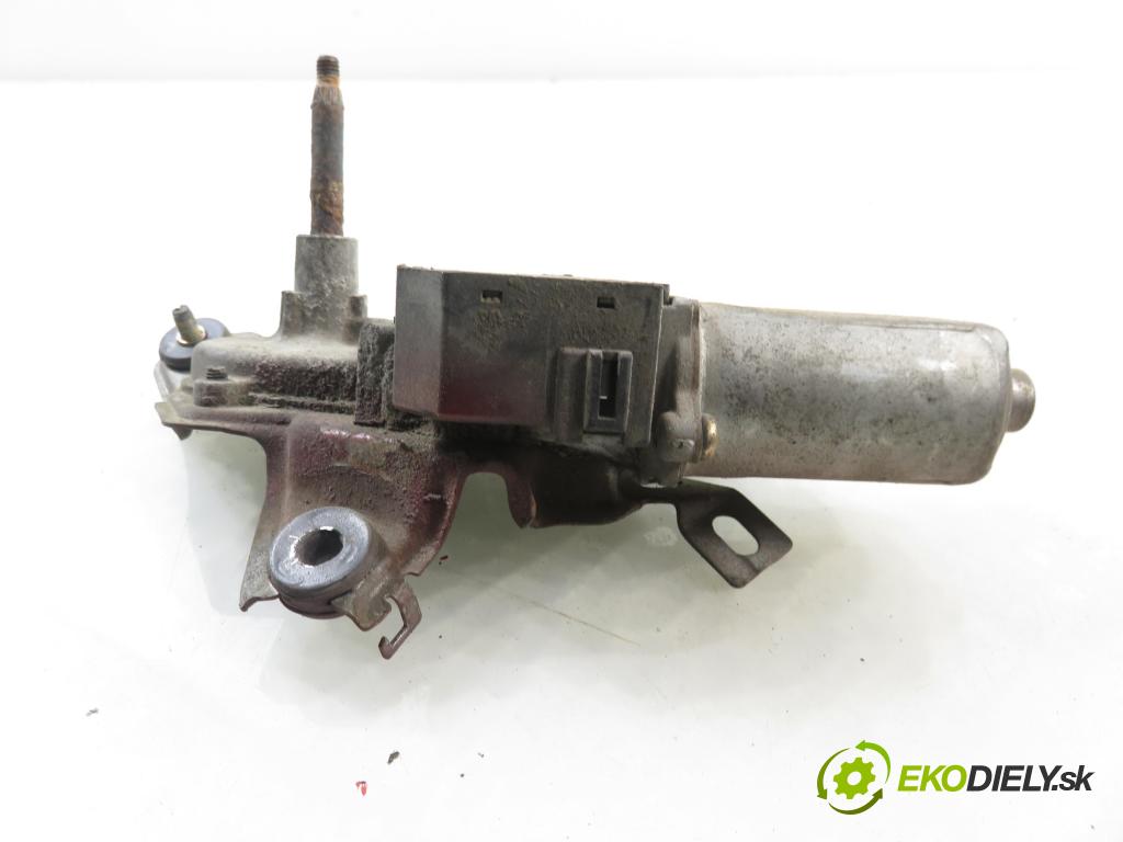 TOYOTA AVENSIS VERSO (_M2_) MINIVAN 2002 85,00 2.0 D (CLM20_) - 1CD-FTV 1995,00 Motorček stierače zadné 8502044020 ; 1592005810