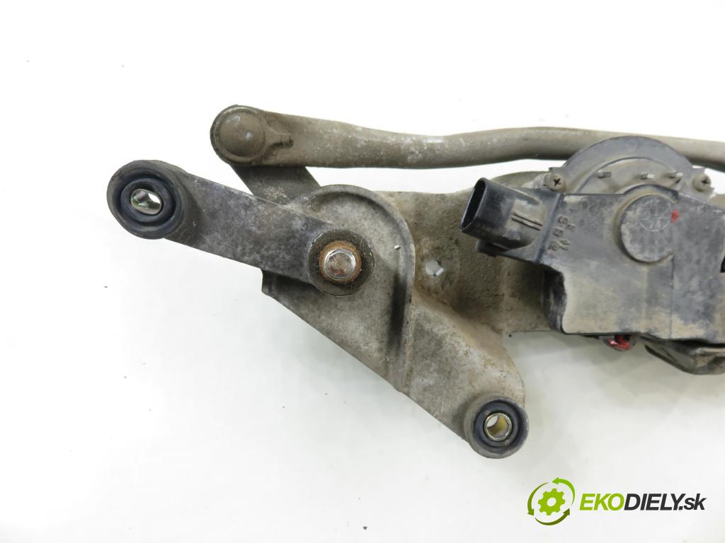 TOYOTA AVENSIS VERSO (_M2_) MINIVAN 2002 85,00 2.0 D (CLM20_) - 1CD-FTV 1995,00 Motorček stieračov 1592005950 ; 8511044100