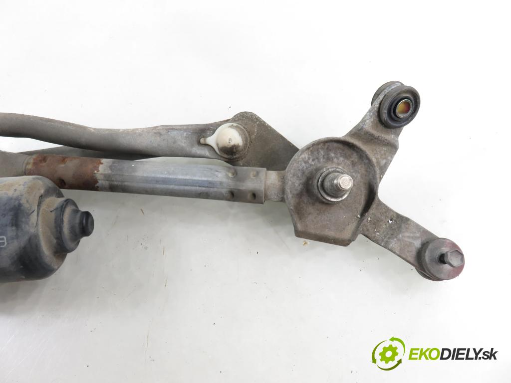 TOYOTA AVENSIS VERSO (_M2_) MINIVAN 2002 85,00 2.0 D (CLM20_) - 1CD-FTV 1995,00 Motorček stieračov 1592005950 ; 8511044100