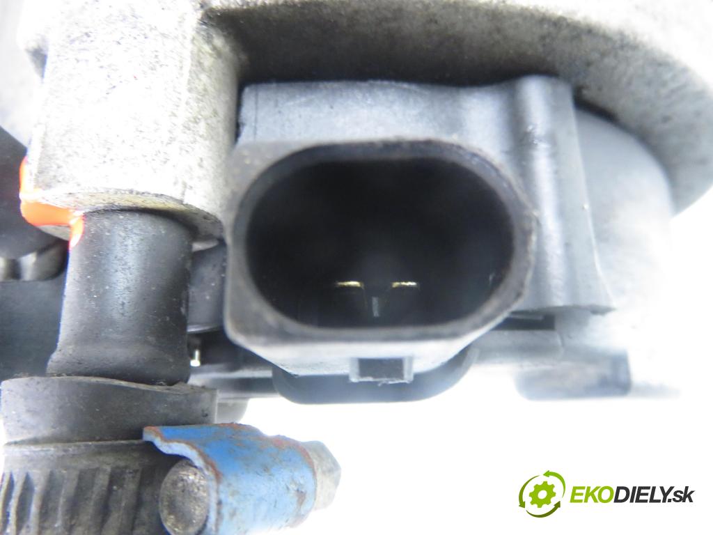 MERCEDES-BENZ VANEO (414) MINIVAN 2002 67,00 1.7 CDI (414.700) - OM 668.914 1689,00 Alternátor A6681540102 (Alternátor)