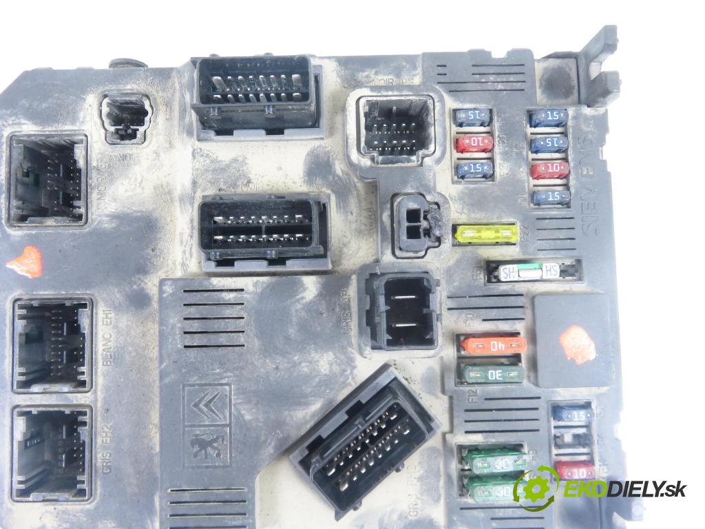 PEUGEOT PARTNER Combispace (5F) KOMBIVAN 2003 51,00 1.9 D - WJY (DW8B) 1868,00 MODUL BSI 9652474680