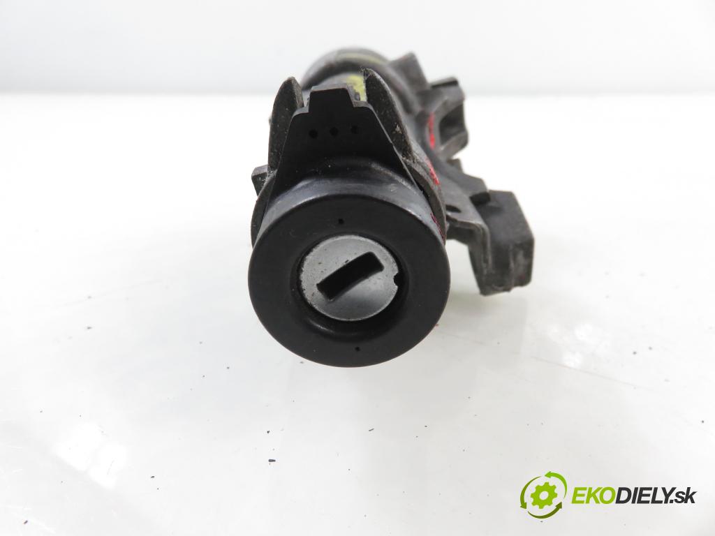 VW GOLF IV (1J1) HB 2002 74,00 1.9 TDI PD 101 - ATD 1896,00 spinačka 4B0905851C (Spínacia skrinka)