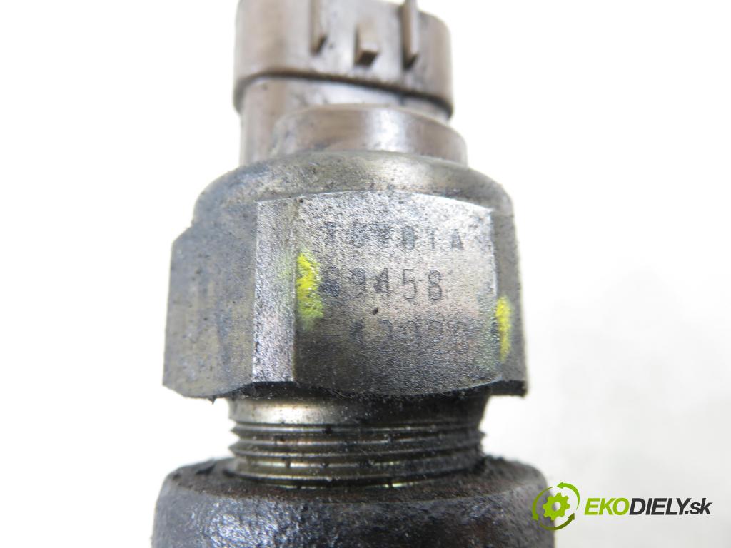 TOYOTA RAV 4 II (_A2_) SUV 2003 85,00 2.0 D-4D 4WD 116 - 1CD-FTV 1995,00 lišta vstřikovací 8945812020 (Vstřikovací lišta)